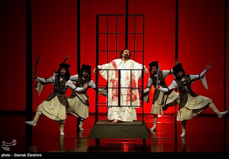 اجرای تئاتر(( باغ دلگشا)) به کارگردانی پری صابری