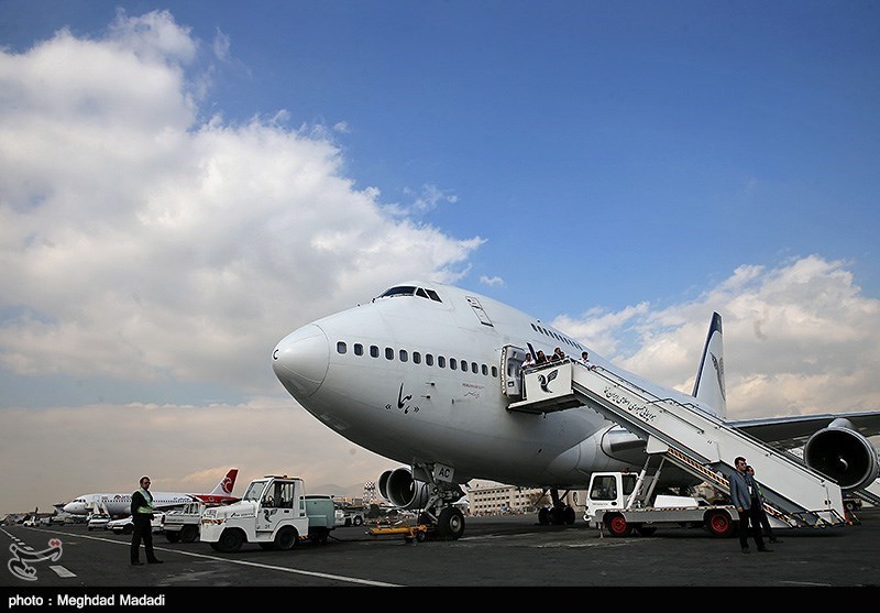 139309021550572454140454 خداحافظی فرودگاه ایران با هواپیمای بوئینگ ۷۴۷ + تصاویر