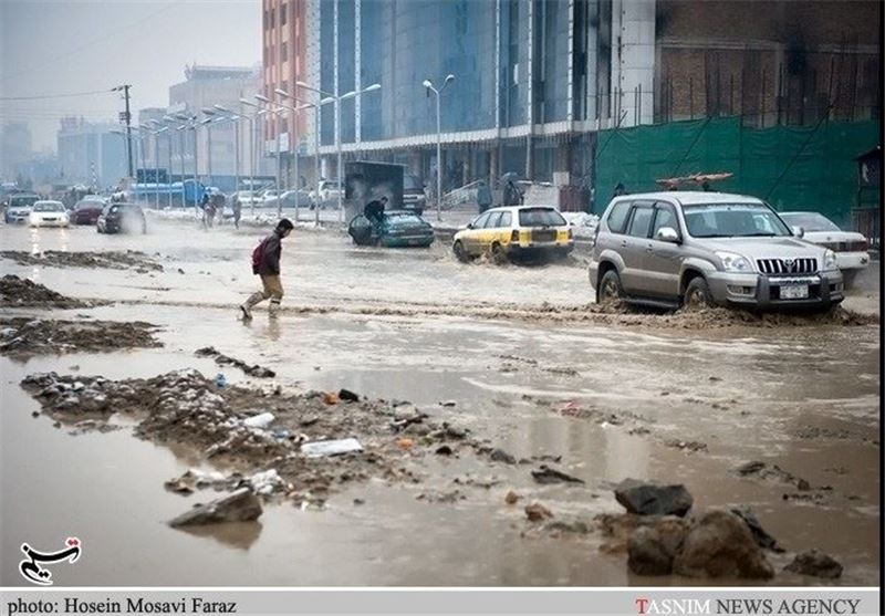 جاده ساری به تاکام بازگشایی شد/ امکان مسدودی مجدد جاده برای جلوگیری از خطرات احتمالی