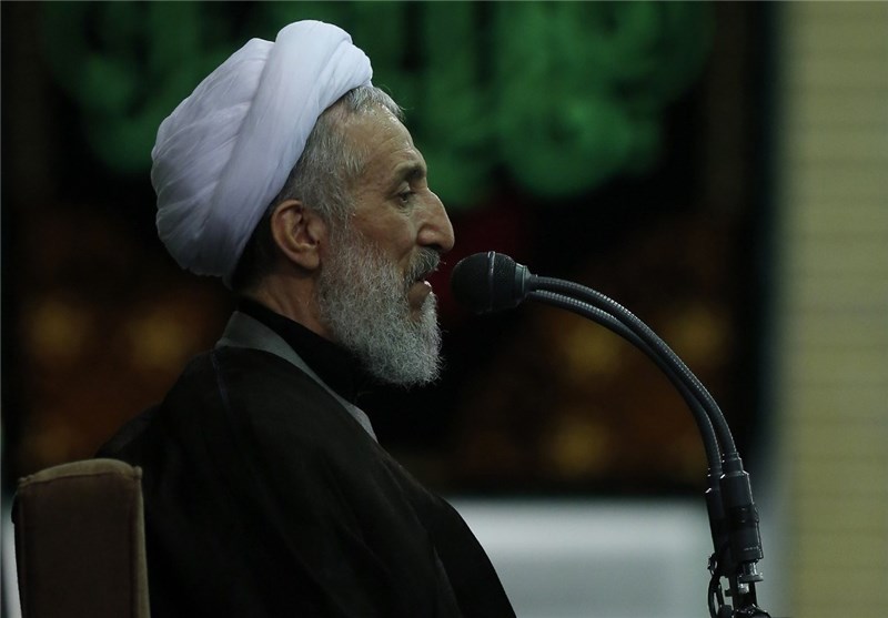 اهداف مبلغان علوم دینی فراتر از منافع مادی است