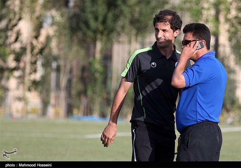حدادی‌فر بازیکن اخلاق دیدار ذوب‌آهن و نفت تهران شد/ رجب‌زاده بهترین بازیکن فنی