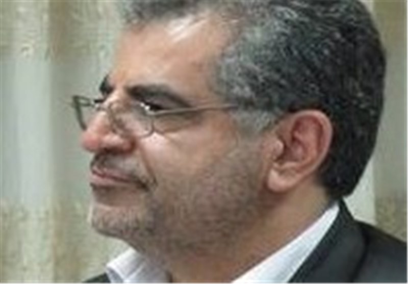 دانشگاهیان مراقب توقف رشد علمی در کشور باشند