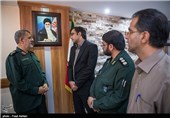 بازدید سردار محمد پاکپور فرمانده نیروی زمینی سپاه از تحریریه خبرگزاری تسنیم 