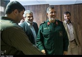 بازدید سردار محمد پاکپور فرمانده نیروی زمینی سپاه از خبرگزاری تسنیم 