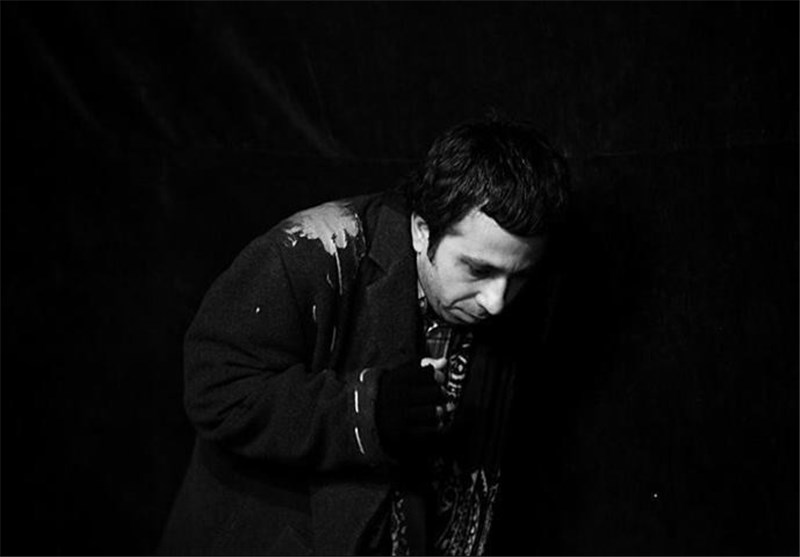 27 آبان، آغاز اجراهای نمایش «عروسک‌های سکوت» در تئاتر شهر