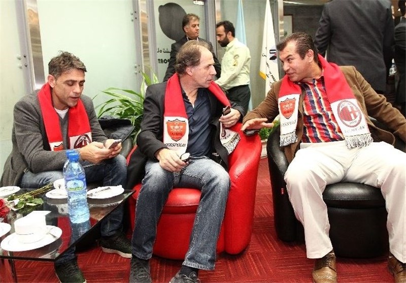 باره‌سی خطاب به رویانیان: اینجا همه‌چیز عالی است/ فوتبال‌دوستان ایرانی به ما لطف کردند