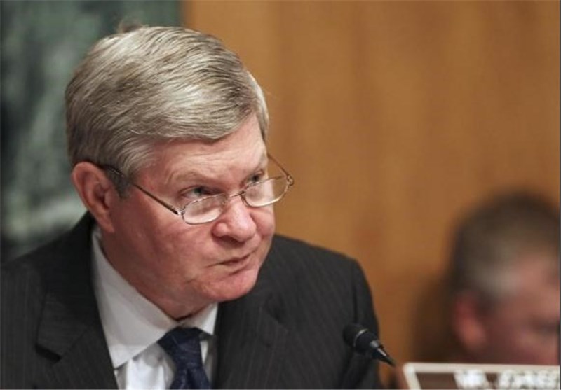 مخالفت رئیس کمیته بانکداری سنا با تصویب تحریم های جدید ضد ایرانی