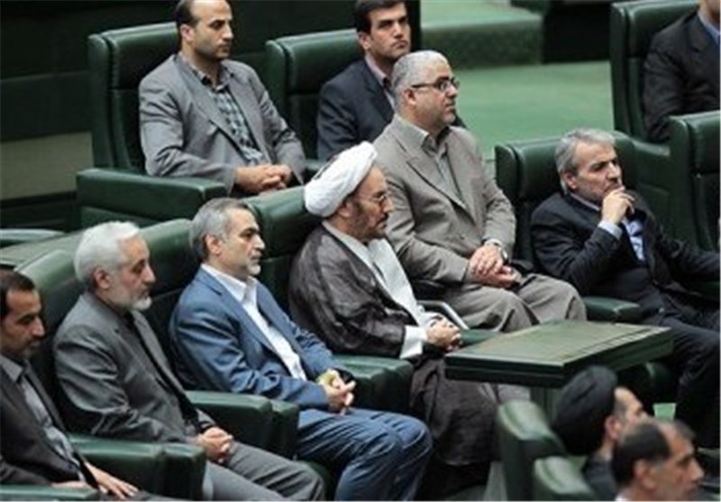 حرکت گام به گام گفتمان اعتدال برای فتح بهارستان دهم