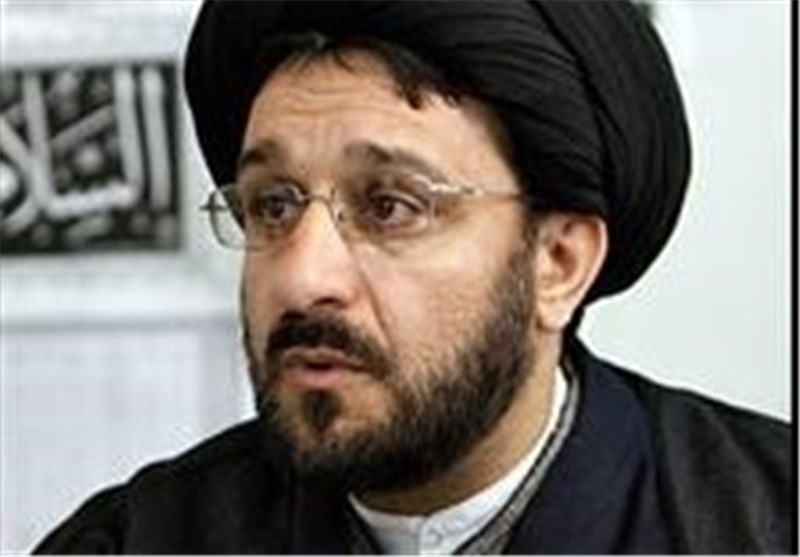 شرح تفسیر وصیت‌نامه شهدا توسط طلاب جوان تدوین شود