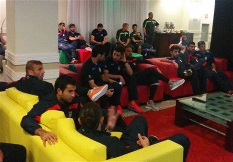 بازیکنان ایران تماشاگر دیدار نیجریه و آمریکا