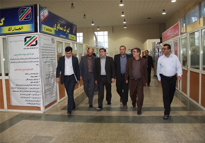 دروازه خروج و ورود کالا در پایانه مرزی مهران ساخته شود