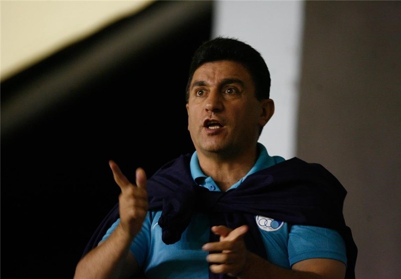 تغییر زمان کنفرانس خبری قلعه‌نویی و جلالی به خاطر مراسم ختم نفر