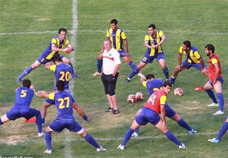 طلایی پوشان آبادان امیدوار به قهرمانی در لیگ دسته یک