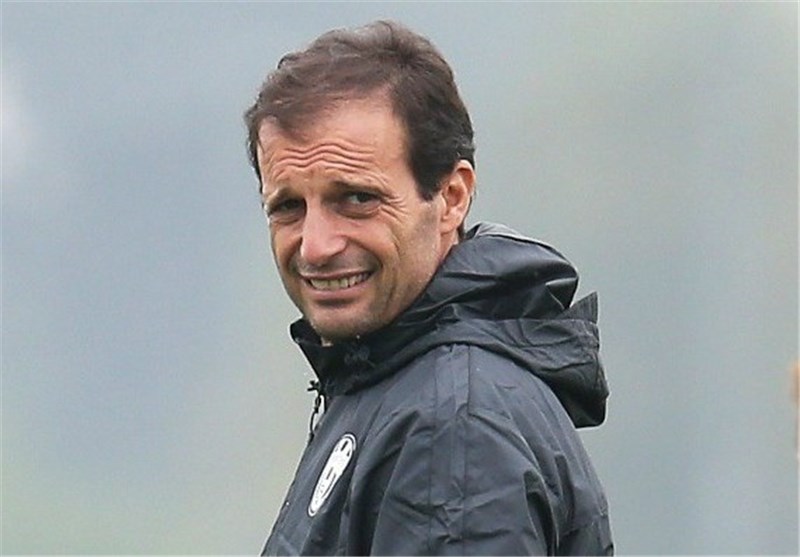 آلگری: در ایتالیا همه به دنبال حواشی‌ هستند نه فوتبال!