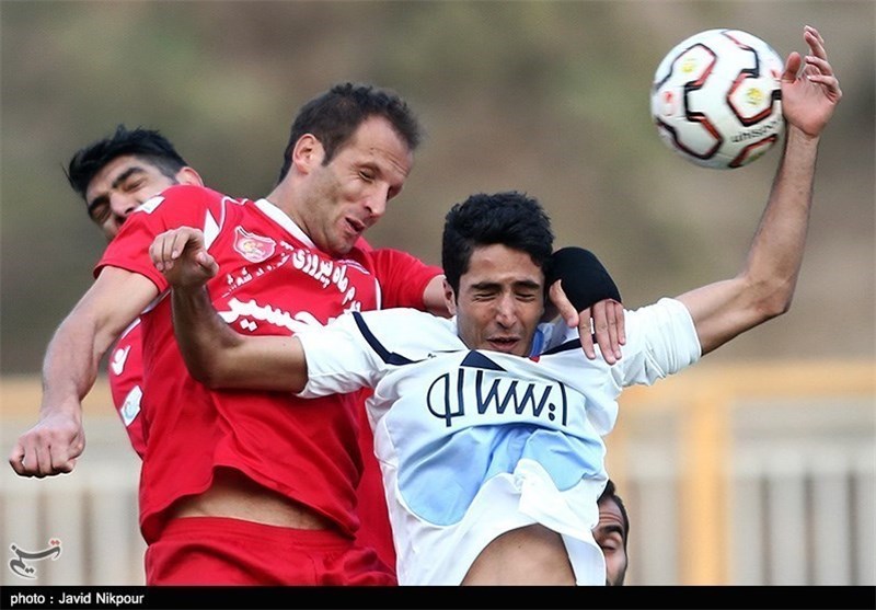 بنگر: دو اخطاره‌ام اما برای حضور در دربی محتاط بازی نمی‌کنم