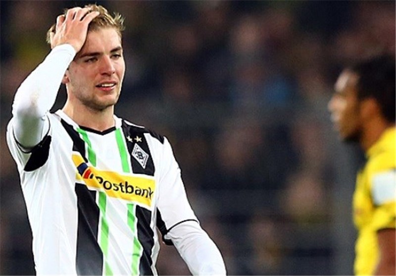 عذرخواهی مدافع مونشن‌گلادباخ بابت گاف 41 متری!