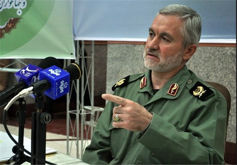 تفکر و روحیه بسیجی حافظ نسل جوان در برابر توطئه استکبار است