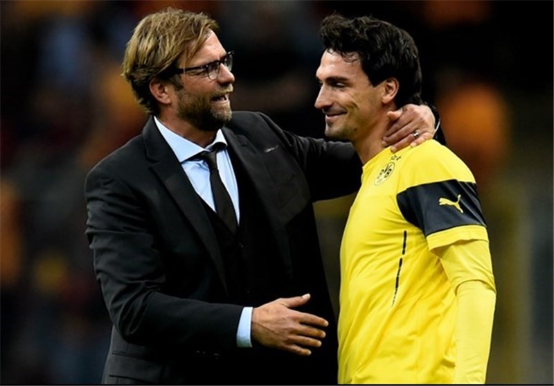 هوملس: کلوپ به خاطر بحران فعلی دورتموند را ترک نمی‌کند