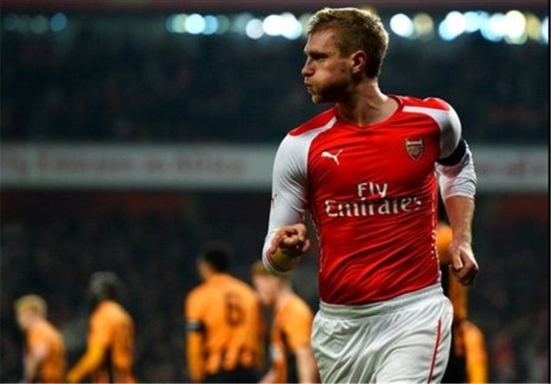 آرسنال با غلبه بر هال‌سیتی راهی دور چهارم شد