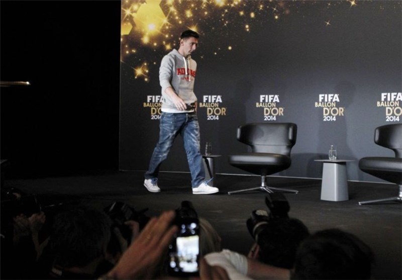 مسی: سکوتم را شکستم چون جو باشگاه را آشفته دیدم