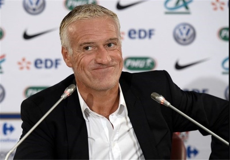 دشان تا 4 سال دیگر در کنار خروس‌ها می‌ماند