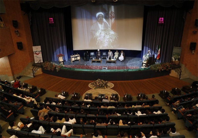 مولوی شه‌بخش: پیروزی اسلام در ایران بالاترین امیدها را به مسلمانان داد