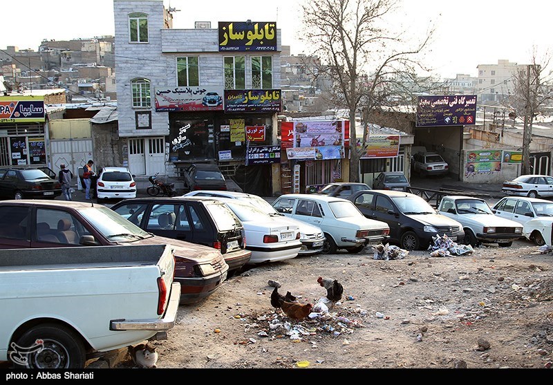 Visual pollution in Karaj IN PHOTOS