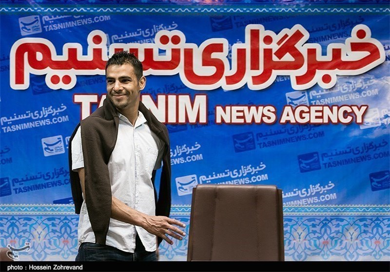 اومانیا برای فسخ قراردادش اقدام می‌کند