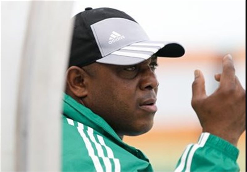 کِشی: پیراهن نیجریه اتوماتیک‌وار به تن کسی نخواهد رفت