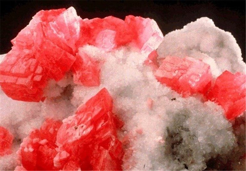 ظرفیت فرآوری کانی‌های صنعتی برای ایجاد اشتغال در کشور به‌کارگیری شود