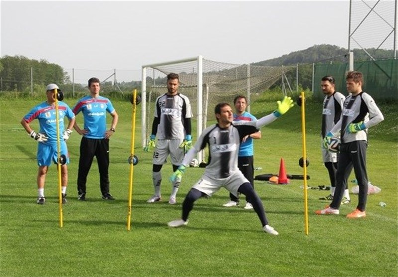 احمدی: جام جهانی را سخت بگیریم بر ما سخت می‌گذرد