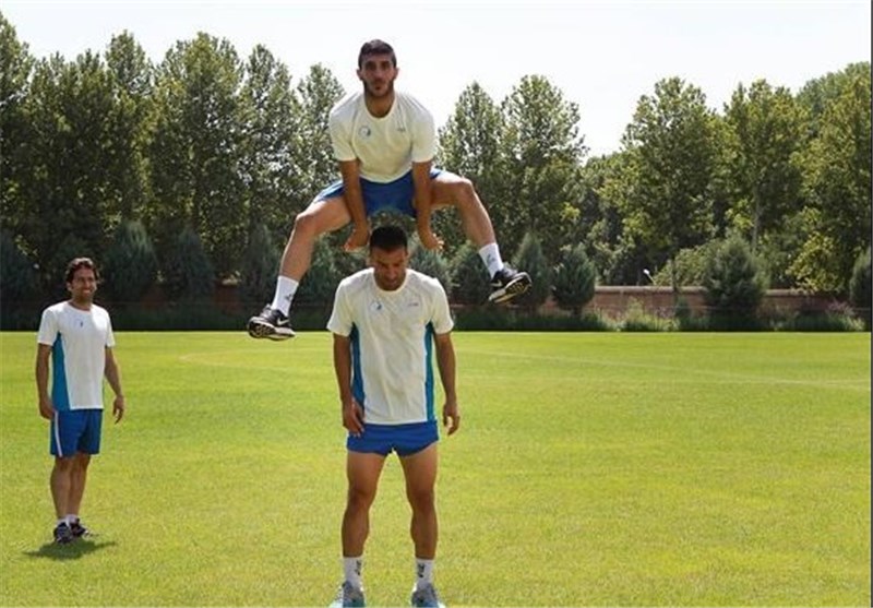 عمران‌زاده: تابع تصمیمات کمیته انضباطی باشگاه استقلال هستم