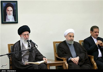 روحانی و رهبری