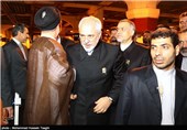 ورود ظریف و گروه مذاکره‌کننده هسته‌ای به مشهد