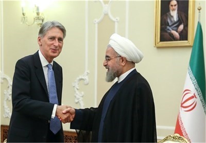 هاموند:دیدگاه قبلی غرب در قبال سوریه،که ایران و روسیه را حذف می‌کرد بی‌نتیجه است