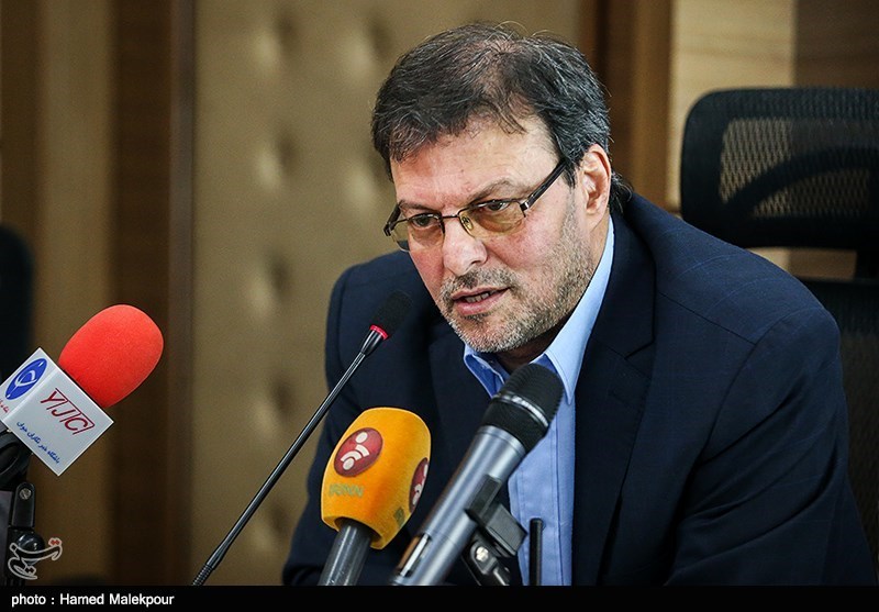 اسدی: لازم نیست تیم ملی دست به دامان شهرداری شود/ باید هزینه پرتاب نارنجک را پرداخت کنیم