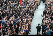 مراسم عزاداری روز عاشورا در میدان امام حسین (ع)