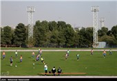 تمرین تیم فوتبال استقلال پیش از دربی 81