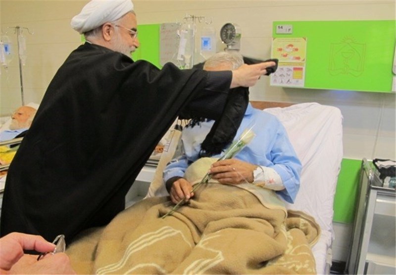 رئیس جمهور در بیمارستان امام رضا(ع) مشهد