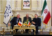 Iran’s Speaker Meets with French Senate Leader in Tehran
