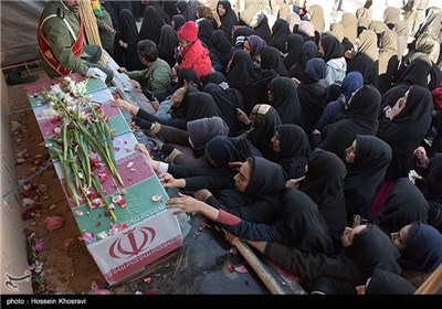 مراسم استقبال مردم فارس از شهیدان گمنام