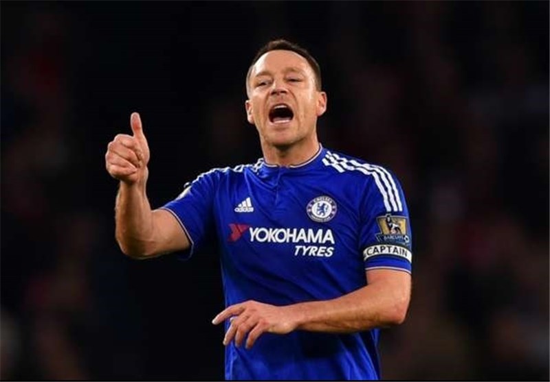 هواداران، چلسی را برای تمدید قرارداد تری تحت‌فشار قرار دادند