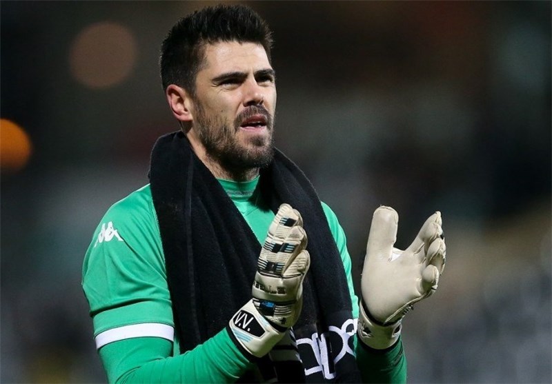 والدس: قدردان فن‌خال هستم