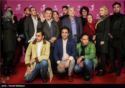 فرش قرمز فیلم سینمایی آبنبات چوبی در ششمین روز سی و چهارمین جشنواره فیلم فجر - برج میلاد