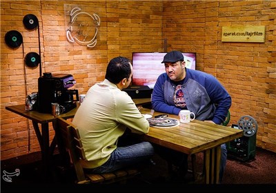 مهران غفوریان در ششمین روز سی و چهارمین جشنواره فیلم فجر - برج میلاد