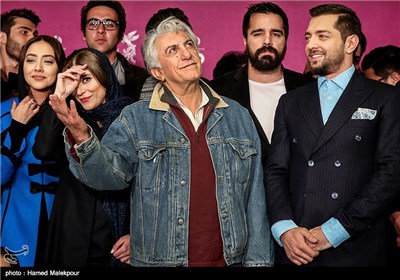 بهرام رادان، رضا کیانیان، سحر دولتشاهی و بهاره کیان افشار بازیگران فیلم سینمایی بارکد در ششمین روز سی و چهارمین جشنواره فیلم فجر - برج میلاد