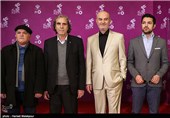 اشکان خطیبی، علی عمرانی و رضا ناجی بازیگران فیلم "سینما نیمکت" در هفتمین روز سی و چهارمین جشنواره فیلم فجر - برج میلاد