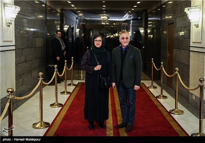 مسعود رایگان و رویا تیموریان در مراسم تجلیل از نامزدهای سی‌وچهارمین جشنواره فیلم فجر