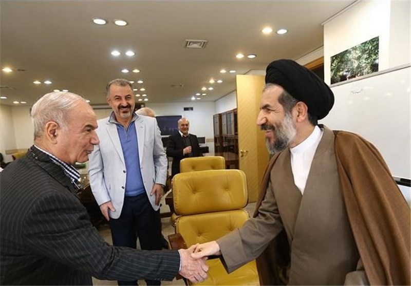 ابوترابی‌فرد: فدراسیون شنا در مسیر قهرمانی قرار دارد