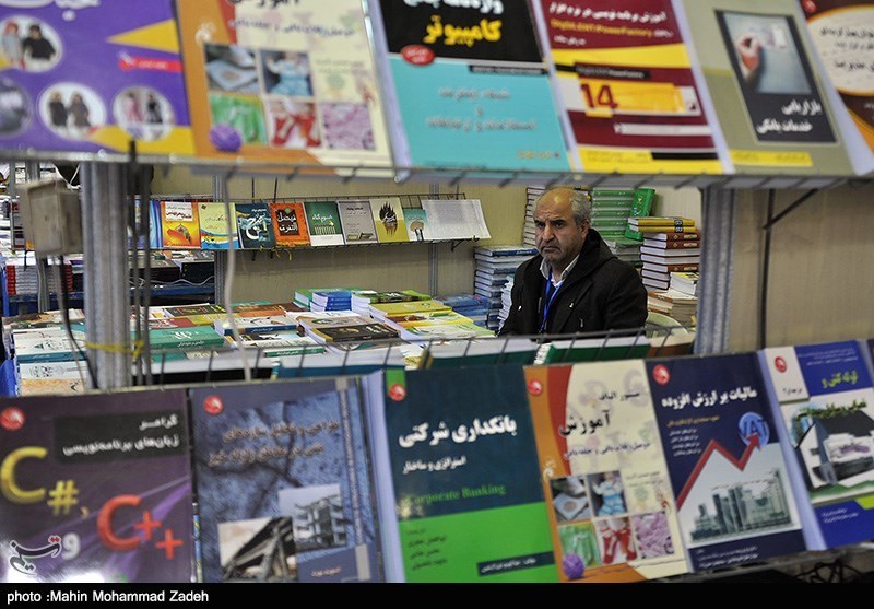 برپایی 9 نمایشگاه کتاب و محصولات فرهنگی در استان قزوین